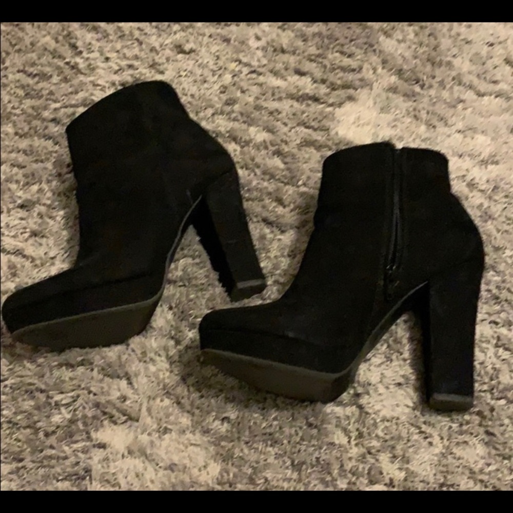 Candie’s Platform Booties
